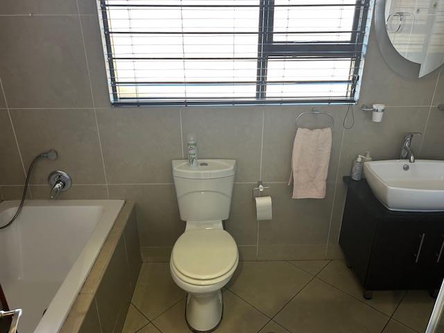 3 Bedroom Property for Sale in New Redruth Gauteng