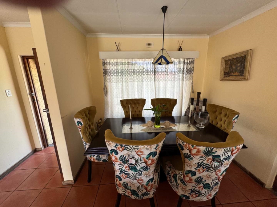 4 Bedroom Property for Sale in Brackendowns Gauteng