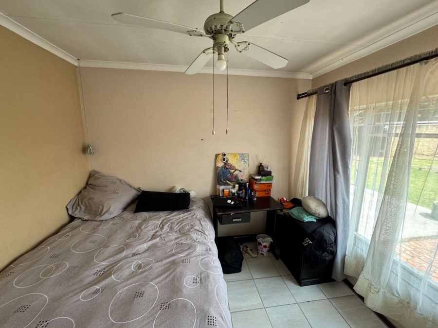 4 Bedroom Property for Sale in Brackendowns Gauteng