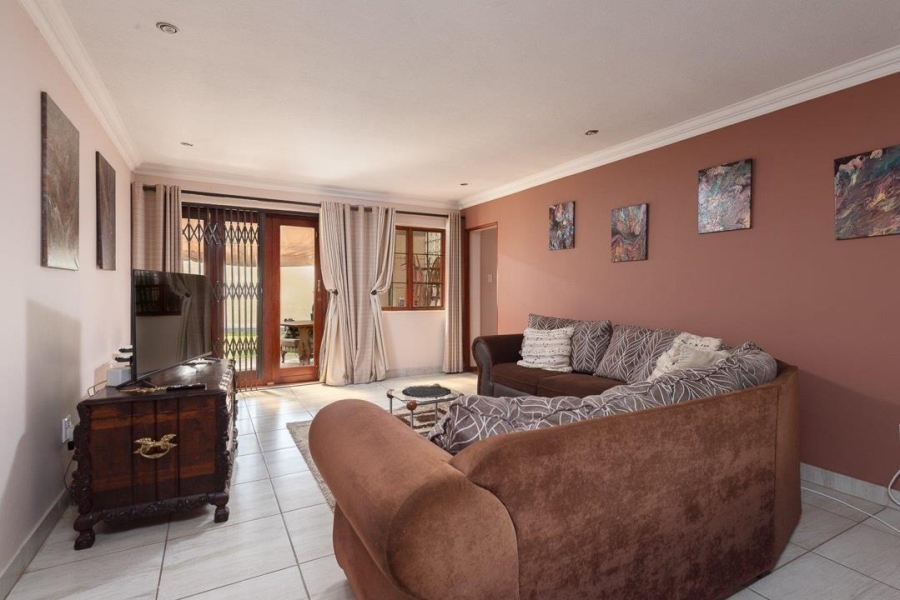 4 Bedroom Property for Sale in Verwoerdpark Gauteng