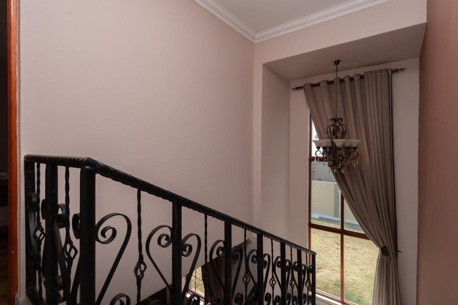 4 Bedroom Property for Sale in Verwoerdpark Gauteng