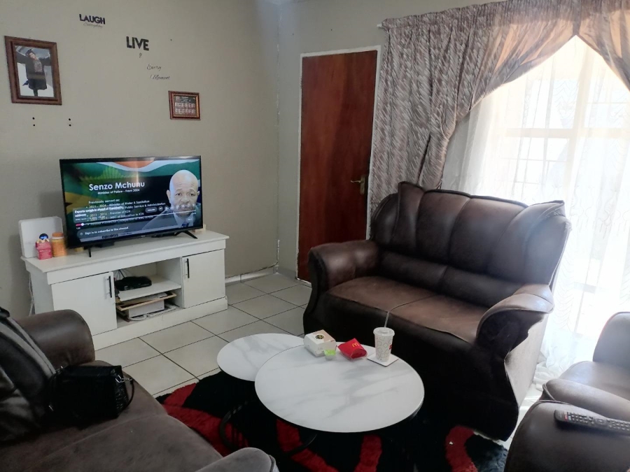 1 Bedroom Property for Sale in Airport Park Gauteng