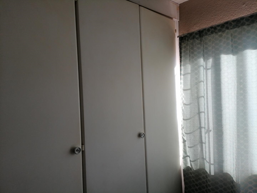 1 Bedroom Property for Sale in Airport Park Gauteng