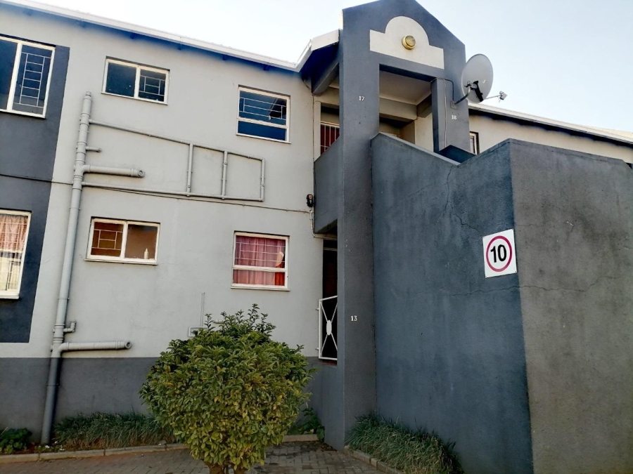 1 Bedroom Property for Sale in Airport Park Gauteng