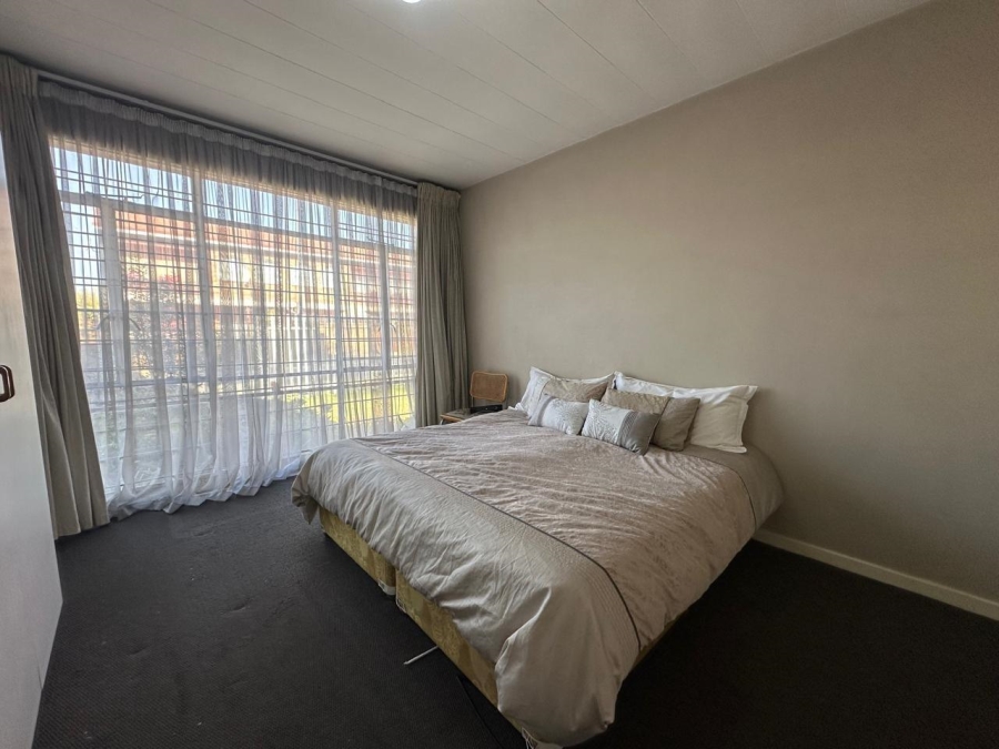2 Bedroom Property for Sale in New Redruth Gauteng