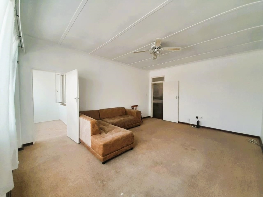 2 Bedroom Property for Sale in New Redruth Gauteng
