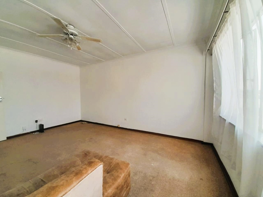 2 Bedroom Property for Sale in New Redruth Gauteng