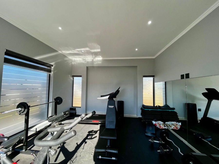 5 Bedroom Property for Sale in Six Fountains Residential Estate Gauteng