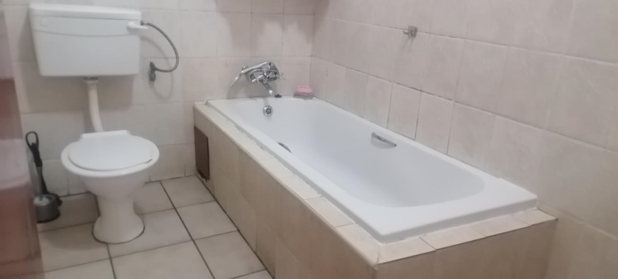 1 Bedroom Property for Sale in Springs Central Gauteng
