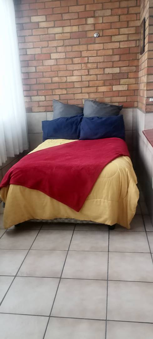 1 Bedroom Property for Sale in Springs Central Gauteng