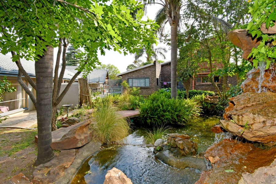 4 Bedroom Property for Sale in Morehill Gauteng