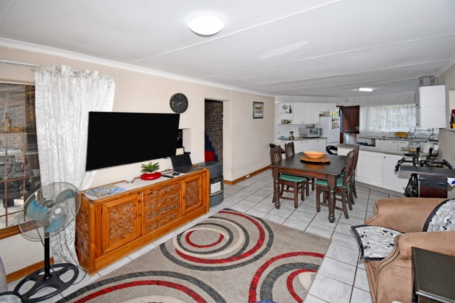 4 Bedroom Property for Sale in Morehill Gauteng