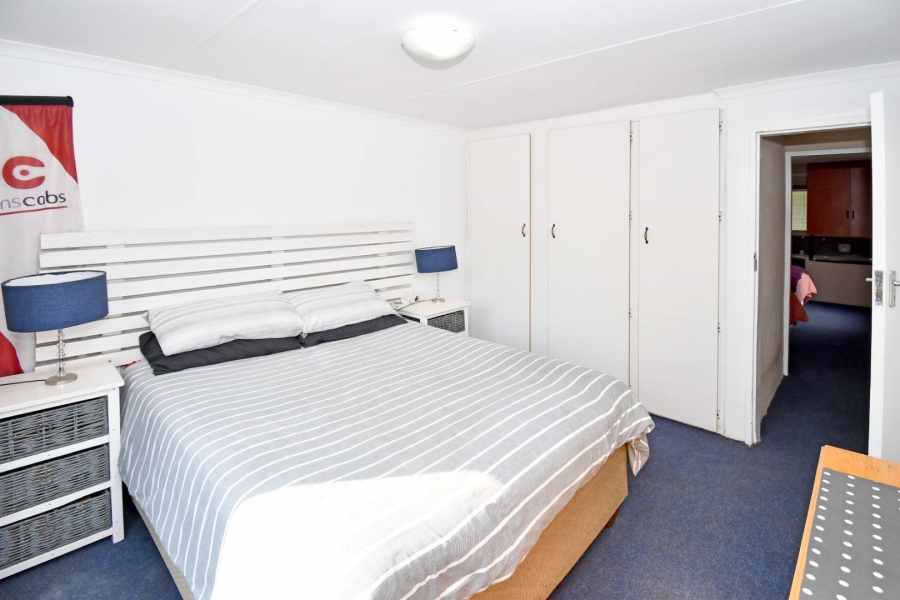 6 Bedroom Property for Sale in Morehill Gauteng