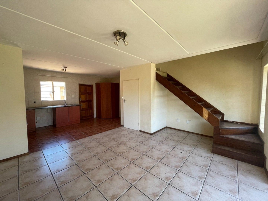 2 Bedroom Property for Sale in Florida Glen Gauteng