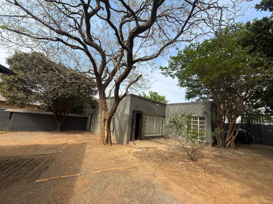 To Let 1 Bedroom Property for Rent in Discovery Gauteng