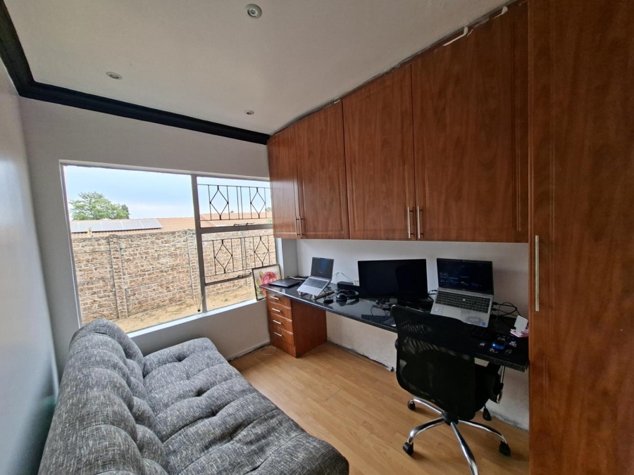3 Bedroom Property for Sale in Kelvin Gauteng