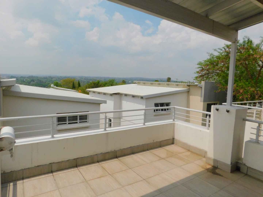 2 Bedroom Property for Sale in Fourways Gauteng