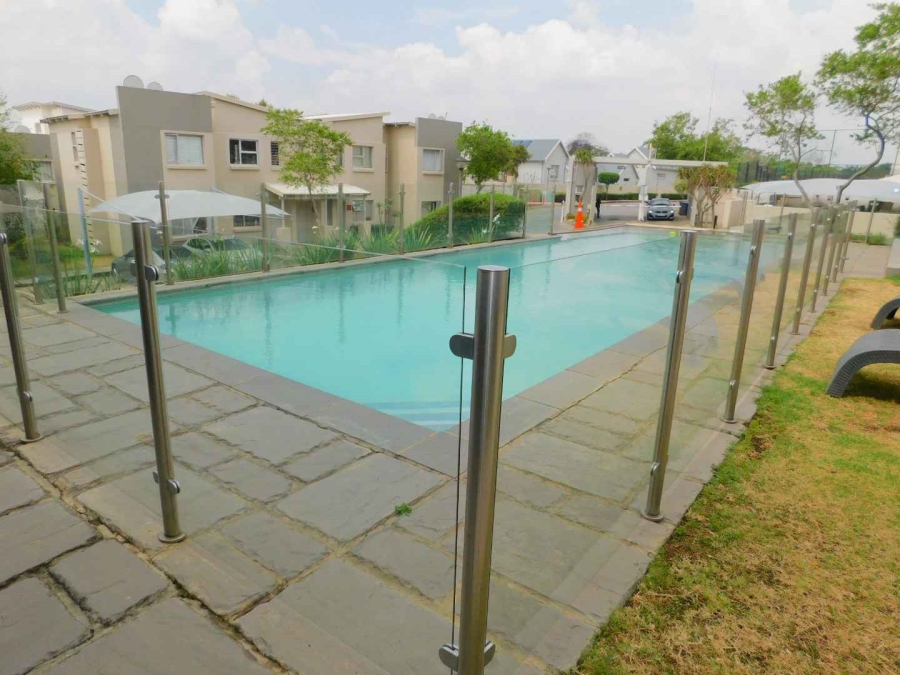 2 Bedroom Property for Sale in Fourways Gauteng