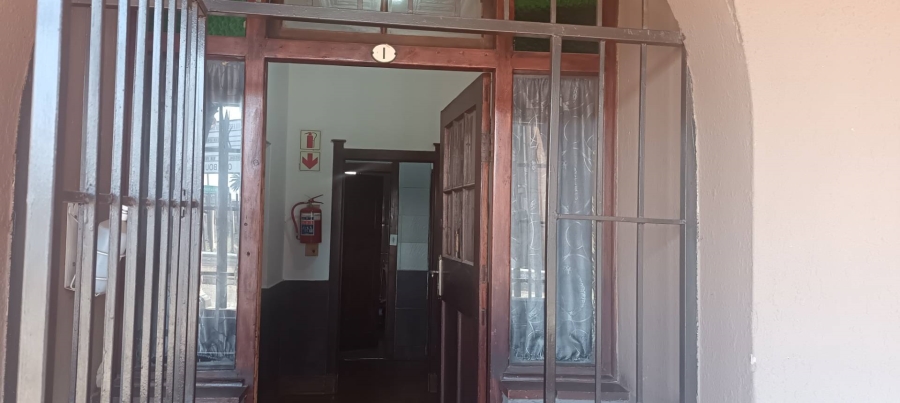 5 Bedroom Property for Sale in Brixton Gauteng