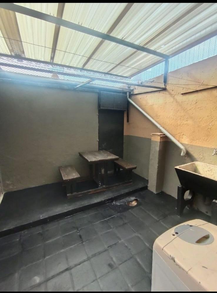 5 Bedroom Property for Sale in Brixton Gauteng