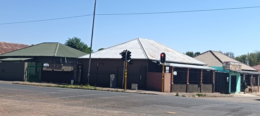 5 Bedroom Property for Sale in Brixton Gauteng