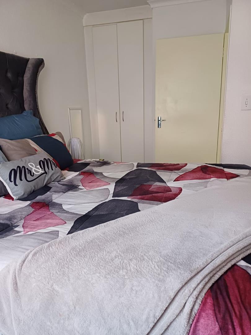 2 Bedroom Property for Sale in Edleen Gauteng