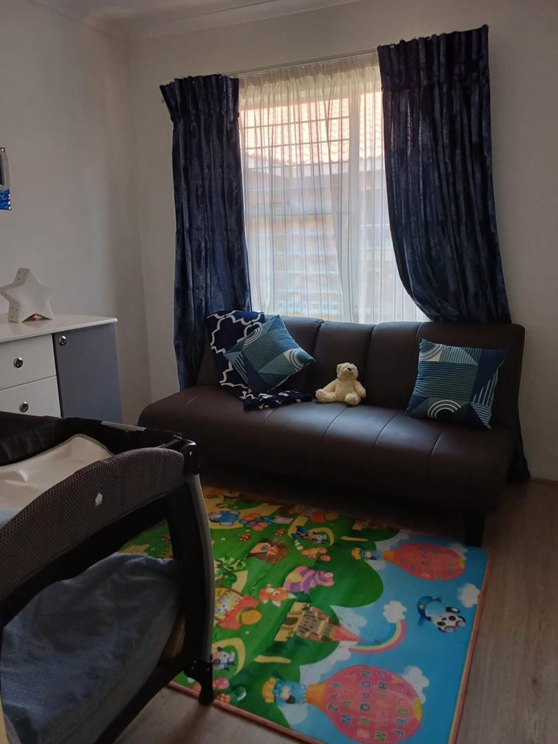 2 Bedroom Property for Sale in Edleen Gauteng