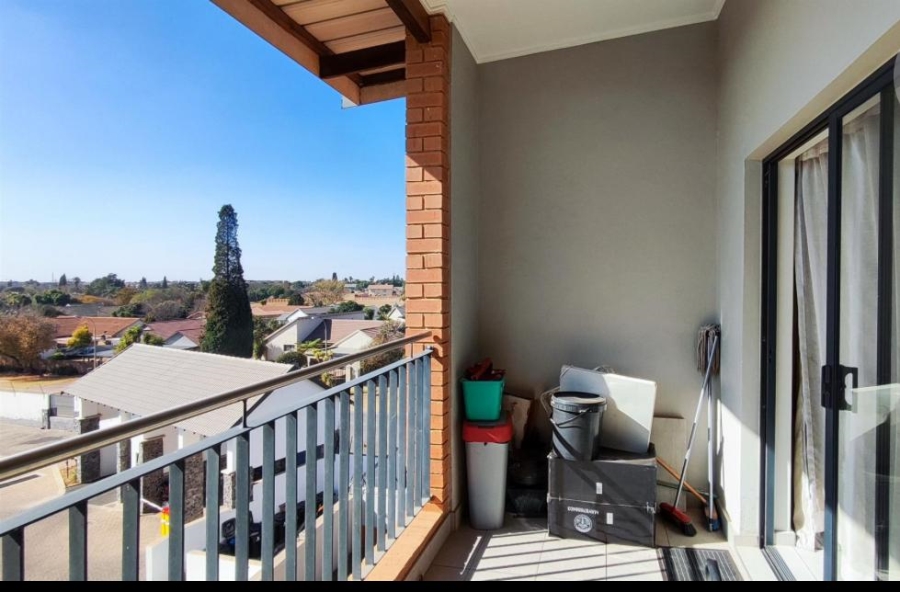 2 Bedroom Property for Sale in Kempton Park West Gauteng