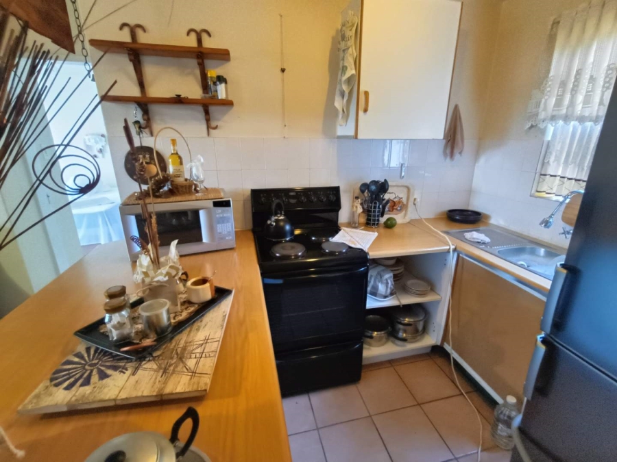 1 Bedroom Property for Sale in Die Hoewes Gauteng