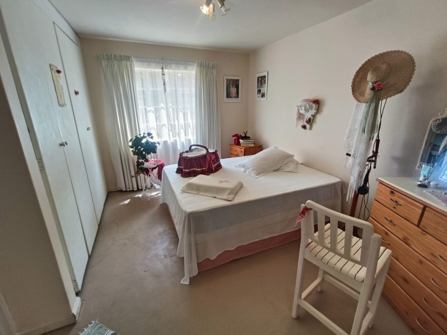 1 Bedroom Property for Sale in Die Hoewes Gauteng