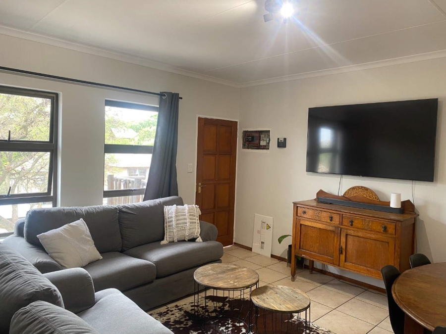 To Let 2 Bedroom Property for Rent in Chancliff A H Gauteng