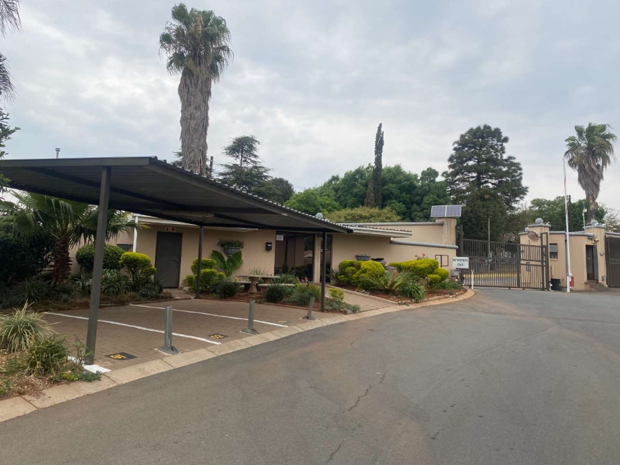 To Let 2 Bedroom Property for Rent in Chancliff A H Gauteng