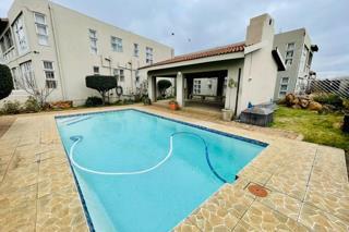 3 Bedroom Property for Sale in Oakdene Gauteng