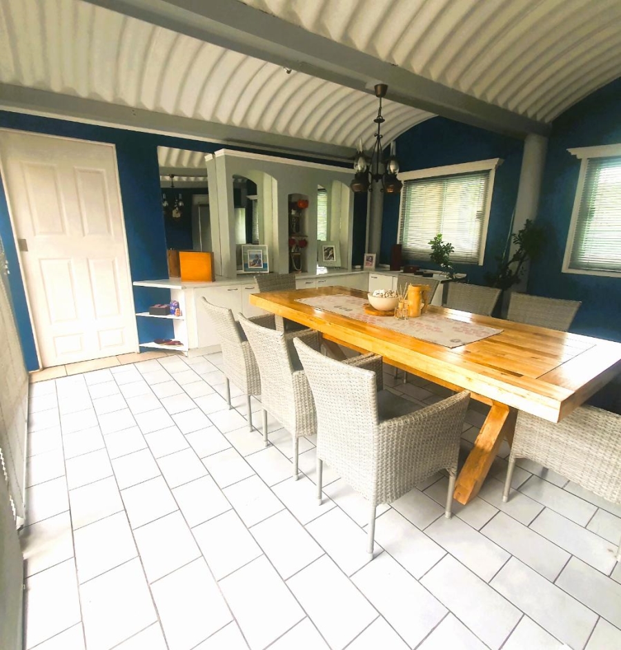 5 Bedroom Property for Sale in New Redruth Gauteng