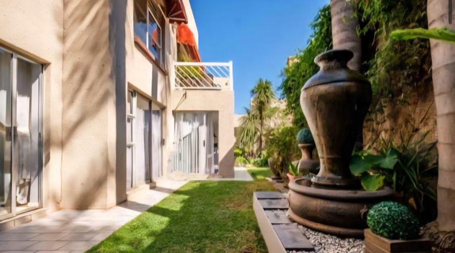 5 Bedroom Property for Sale in New Redruth Gauteng