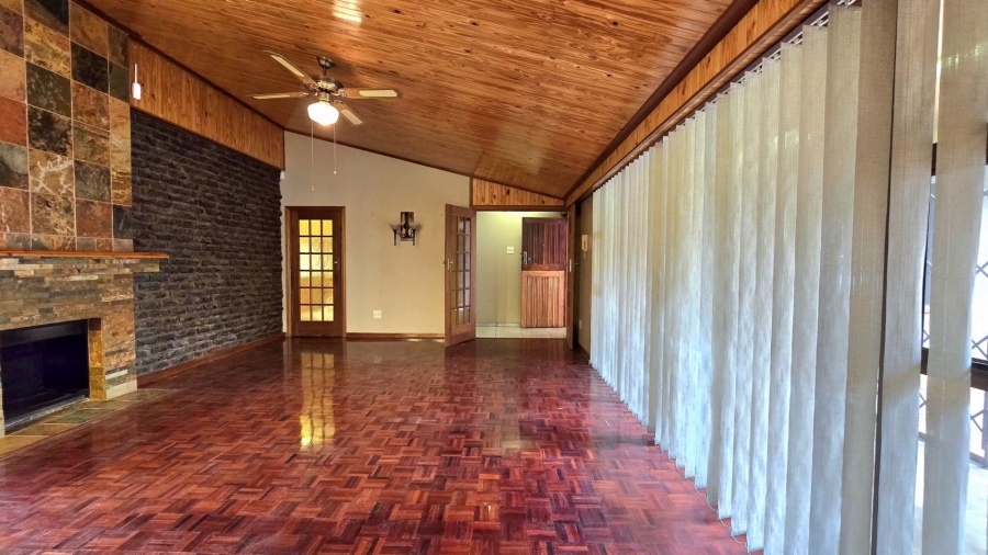 3 Bedroom Property for Sale in Nimrod Park Gauteng