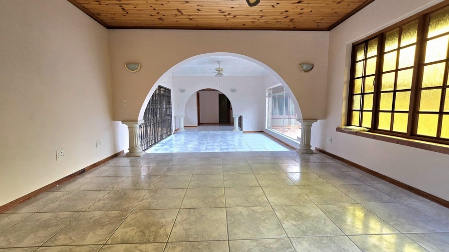 3 Bedroom Property for Sale in Nimrod Park Gauteng