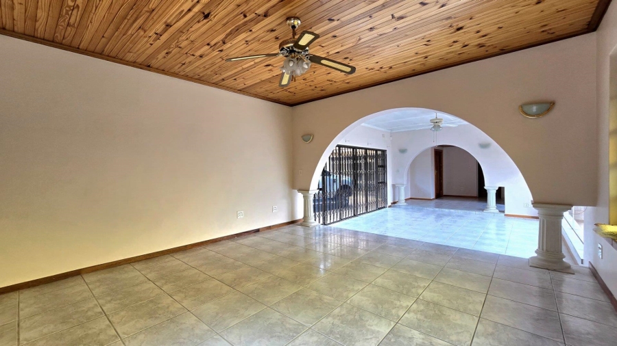 3 Bedroom Property for Sale in Nimrod Park Gauteng