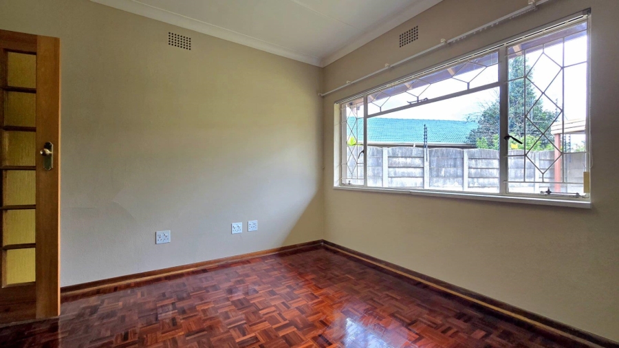 3 Bedroom Property for Sale in Nimrod Park Gauteng