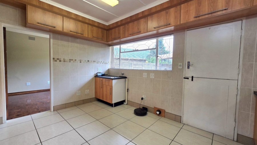3 Bedroom Property for Sale in Nimrod Park Gauteng