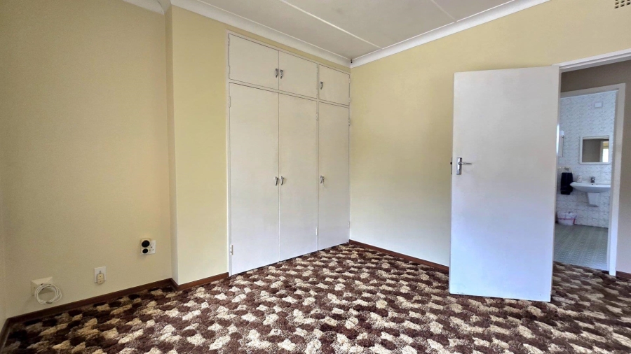 3 Bedroom Property for Sale in Nimrod Park Gauteng