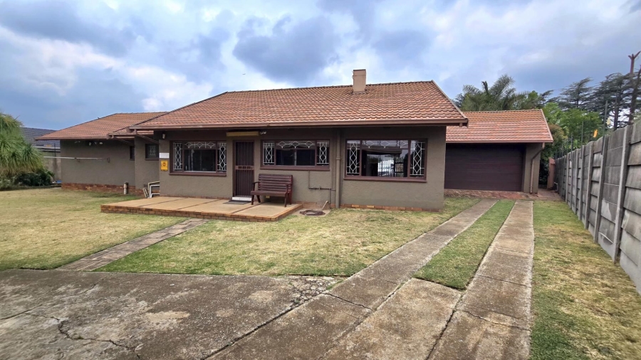 3 Bedroom Property for Sale in Nimrod Park Gauteng