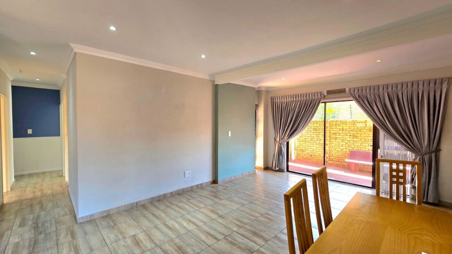 3 Bedroom Property for Sale in New Redruth Gauteng
