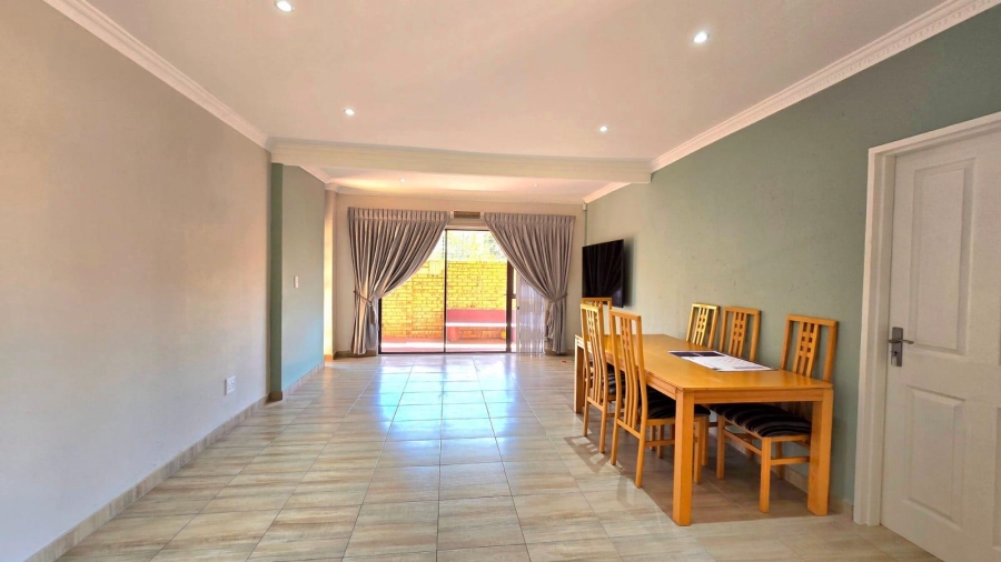 3 Bedroom Property for Sale in New Redruth Gauteng