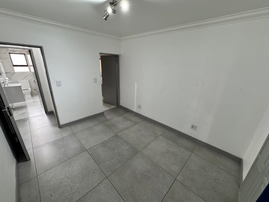 3 Bedroom Property for Sale in Lakefield Gauteng