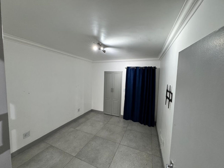3 Bedroom Property for Sale in Lakefield Gauteng