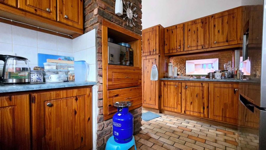 4 Bedroom Property for Sale in Monument Park Gauteng