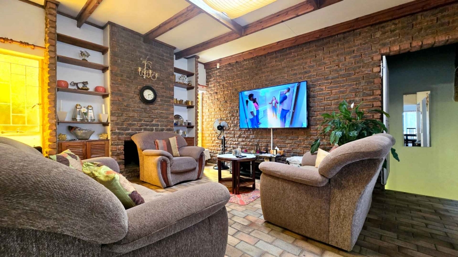 4 Bedroom Property for Sale in Monument Park Gauteng