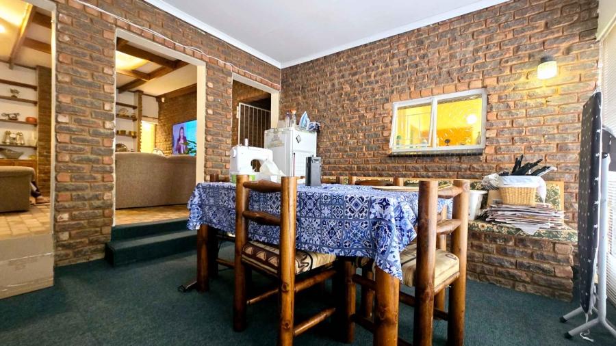 4 Bedroom Property for Sale in Monument Park Gauteng
