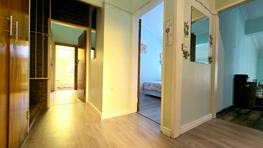 4 Bedroom Property for Sale in Monument Park Gauteng